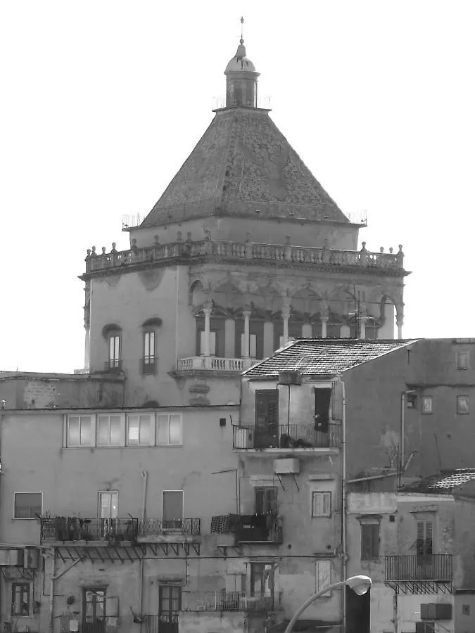 Apartment All'Ombra Di Porta Nuova Palermo Italy